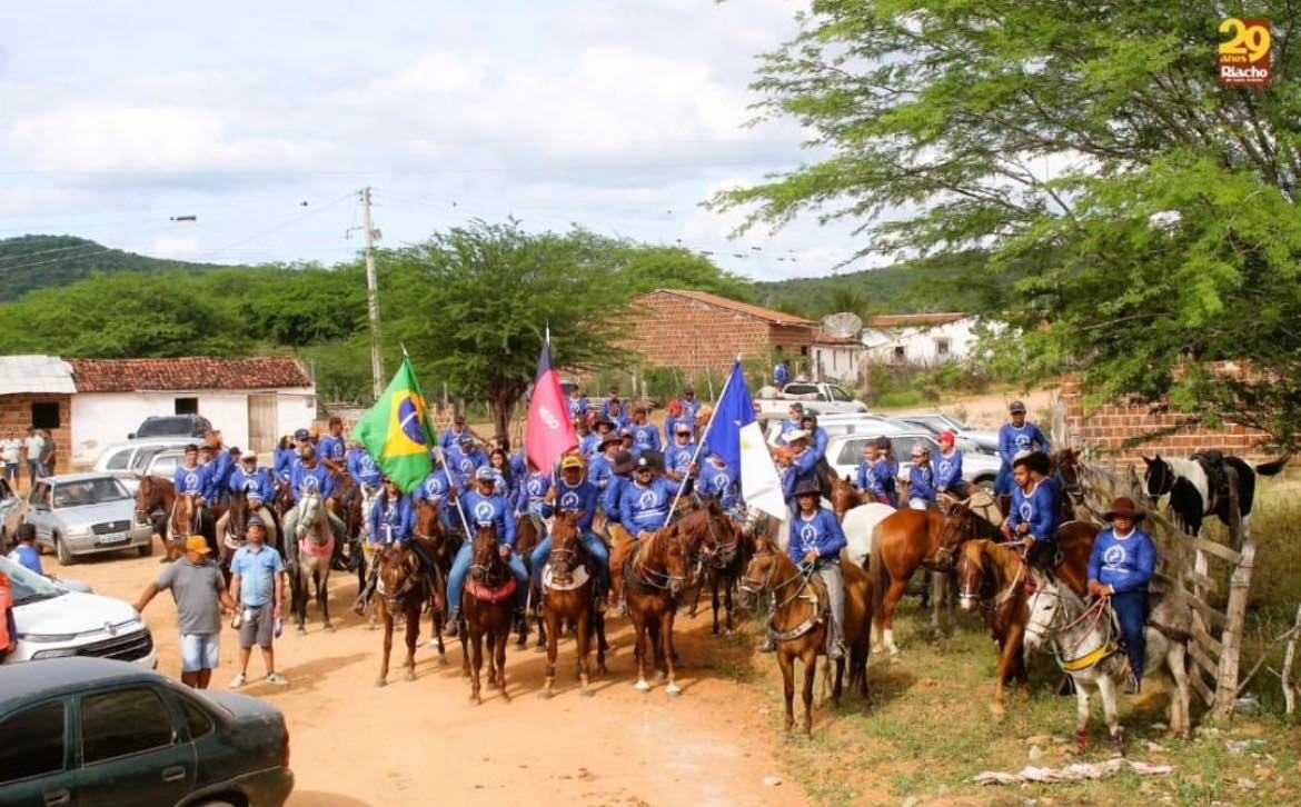 Prefeitura de Riacho de Santo Antônio realiza I Cavalgada Municipal